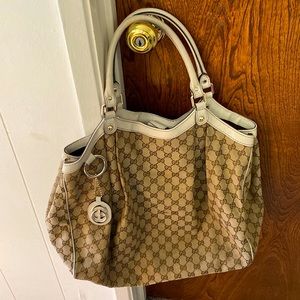 Large Gucci bag